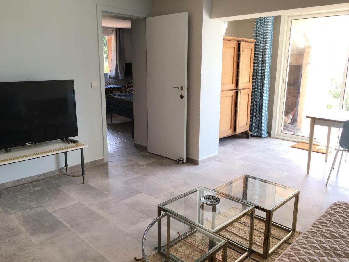 Leis Arbouso Villa Lorgues Exteriör bild